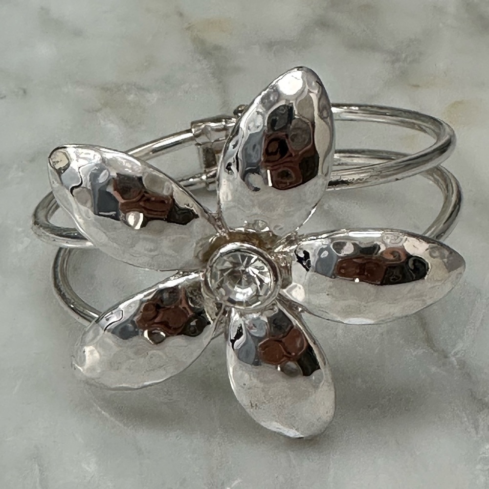 Silver Open Hinge Bracelet With Large Flower